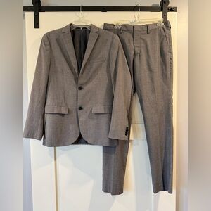 H & M men’s suit
